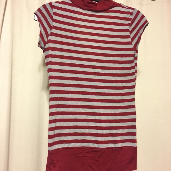 Grey & Red Top - Picture 2 of 4